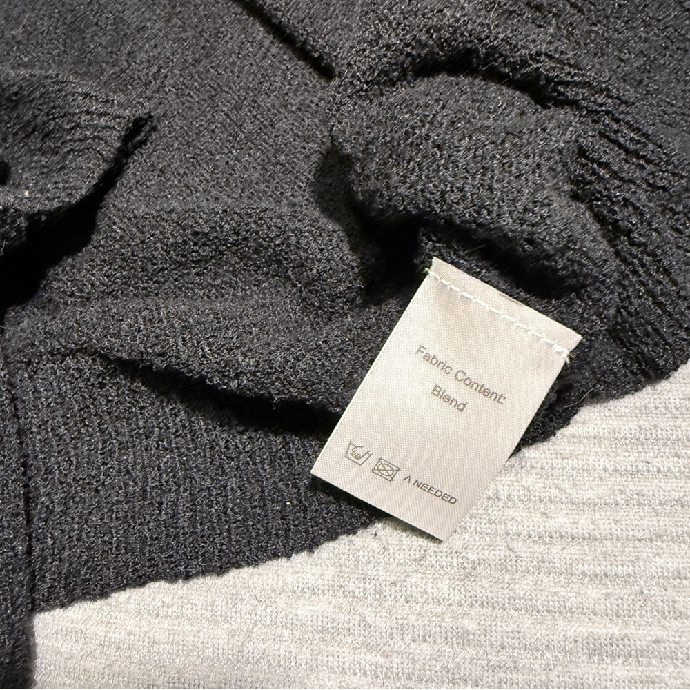 Women’s Beachy Knit Cardigan and Skort Coordinated 2 Pc Set Black Size LG NWOT - Picture 8 of 8